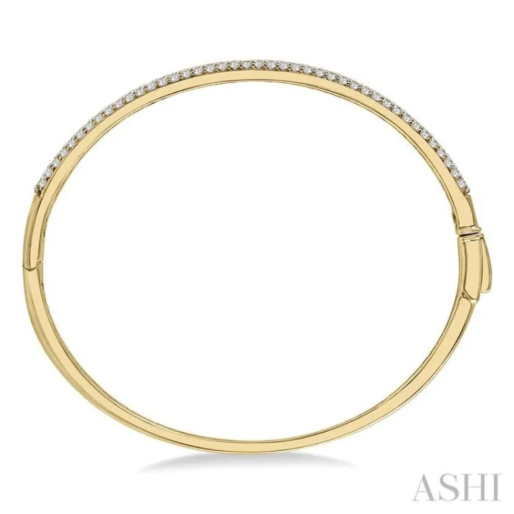 2 Ctw Round Cut Diamond Fashion Bangle in 14K Yellow Gold