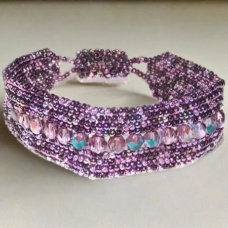 Artisanal Seed Bead Magnetique Bracelet - Guatemala