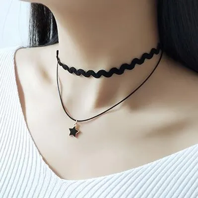 Fashion Trendy Sexy Hollow Flower Pendant