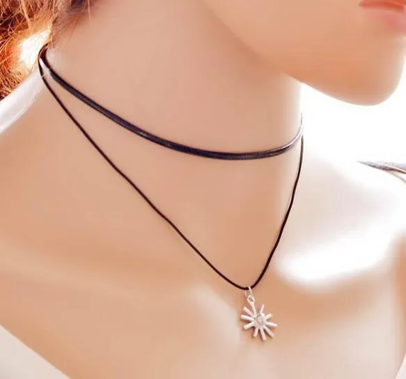 Fashion Trendy Sexy Hollow Flower Pendant