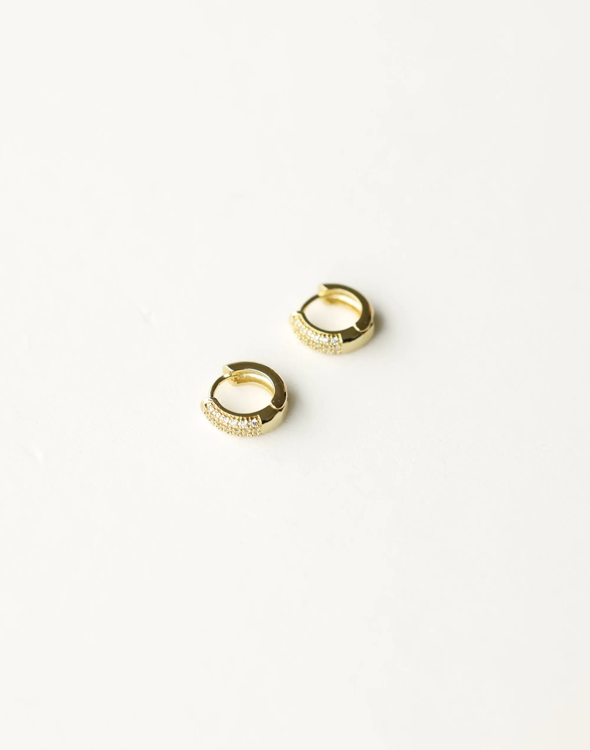 Mary Earrings (Gold)