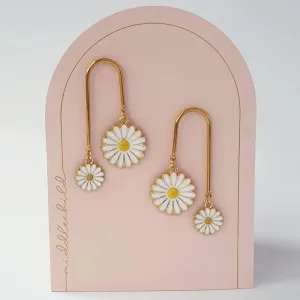 Middle Child: Daisy Duke Earrings White