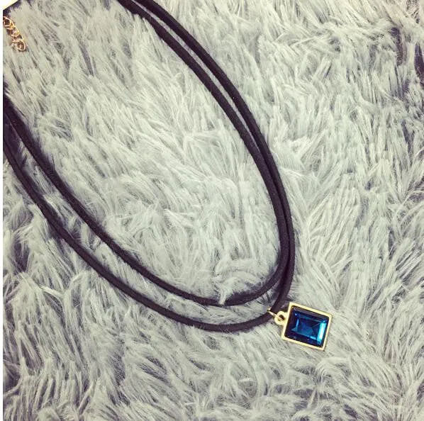 New Fashion Multilayer Black Imitation Leather Choker Necklace Gothic Chain Charm Gem Pendant Vintage Jewelry