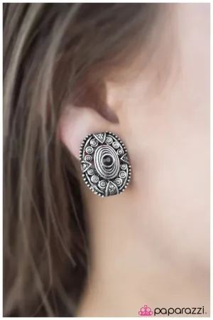 Paparazzi Earring ~ The Mariachi - Black