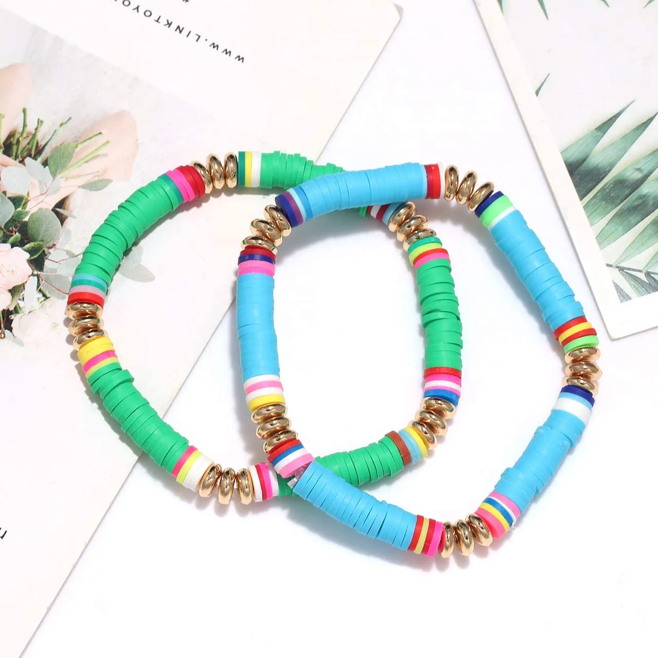 Surfer Heishi Bracelets for Women Stackable Rainbow Vinyl Disc Beaded Stretch Bracelets Elastic Layering Friendship Bracelets Boho Summer Beach Jewelry