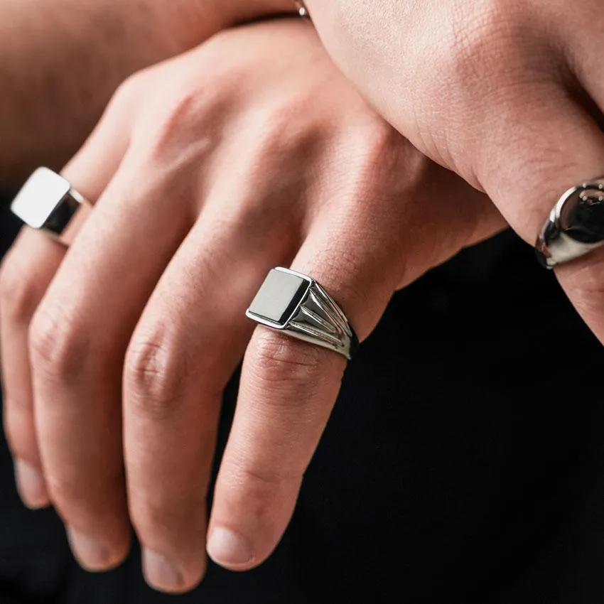 Vintage Signet Ring - Silver & Black Stone