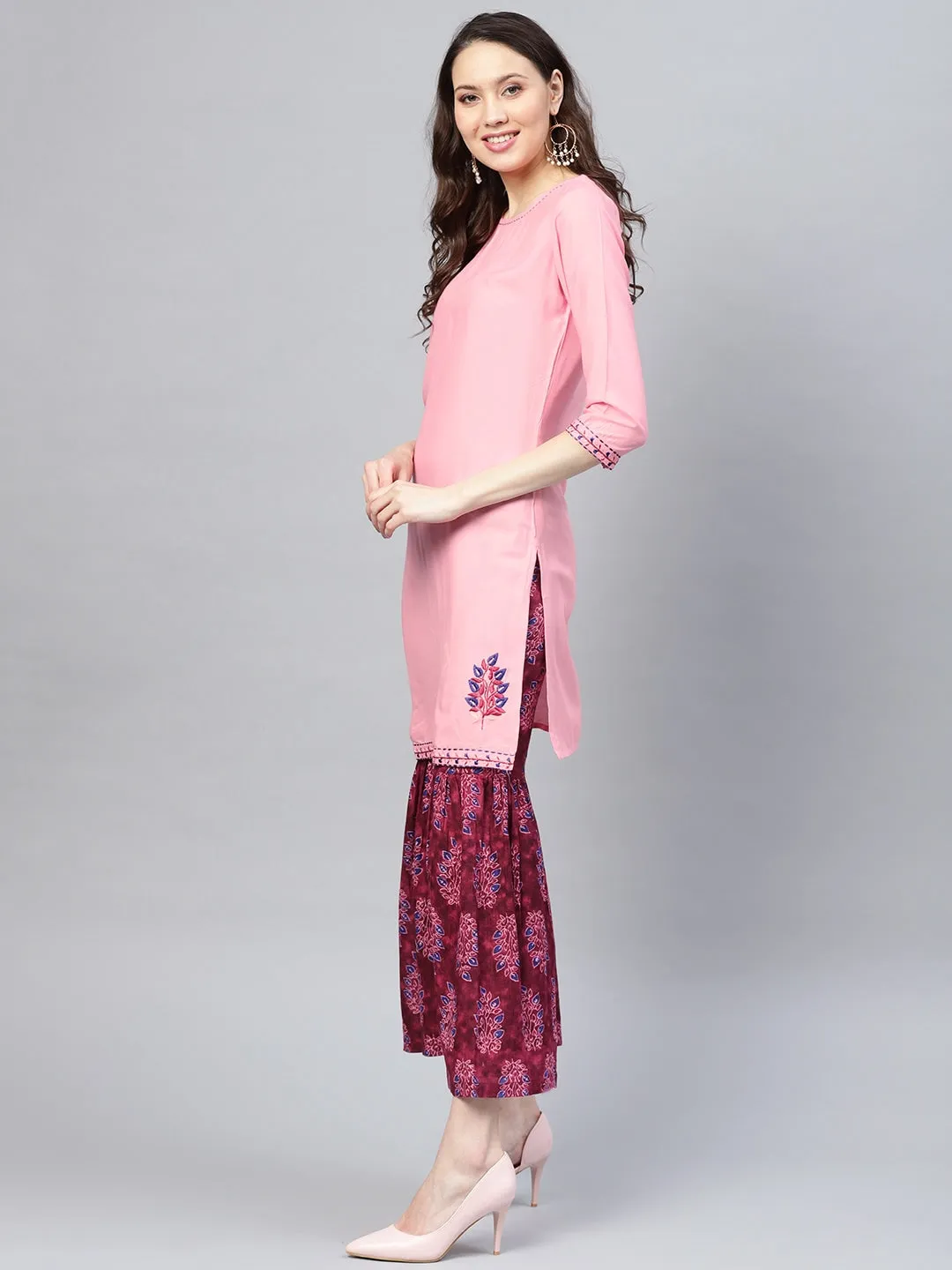 Women Pink & Burgundy Solid Kurta Set